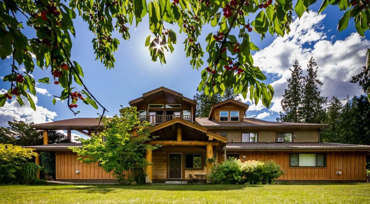 Bella Coola Mountain Lodge Hagensborg Exteriér fotografie